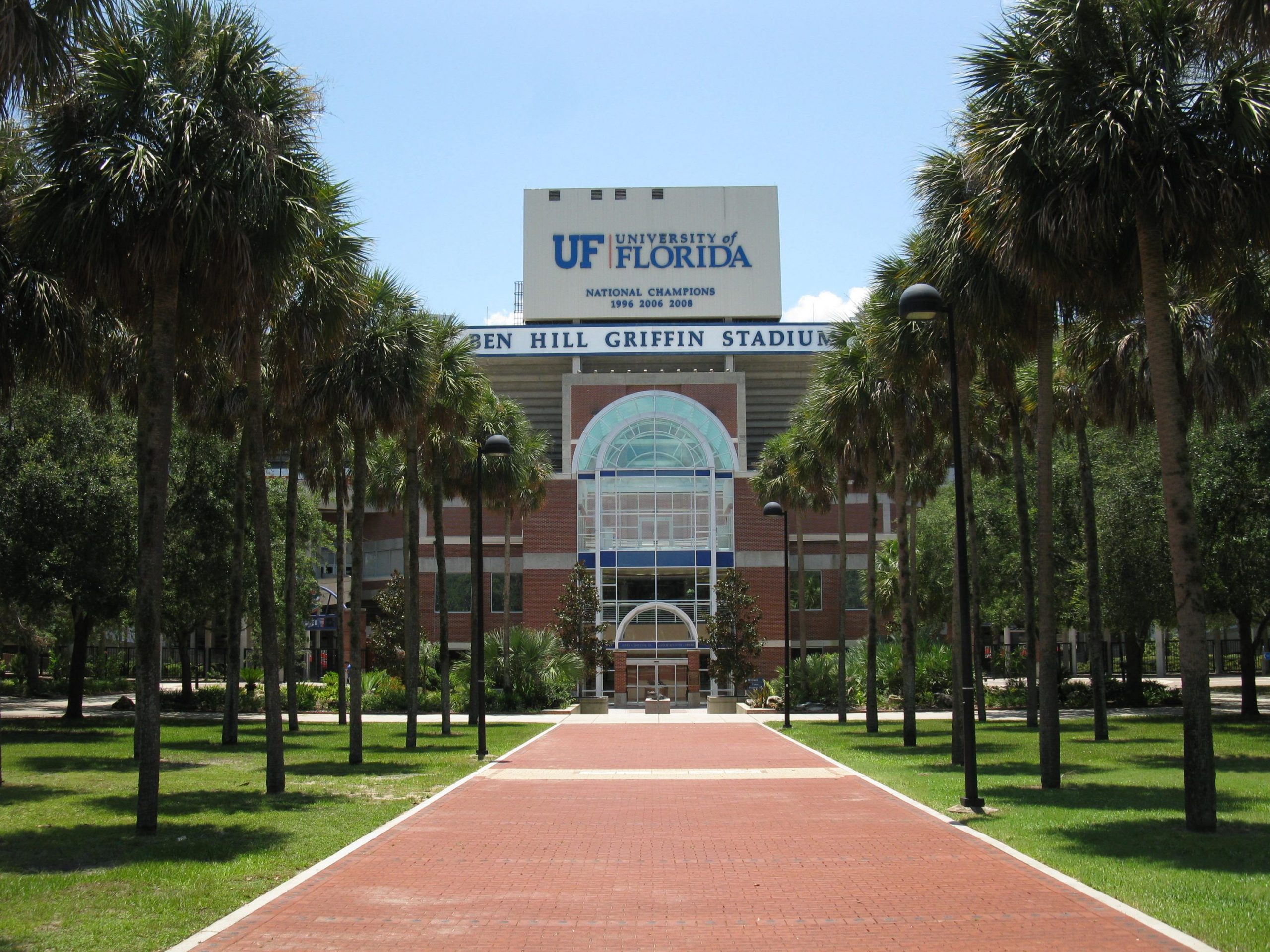 Descubra a Universidade da Flórida (UF): Excelência Acadêmica e Vida Estudantil Incrível