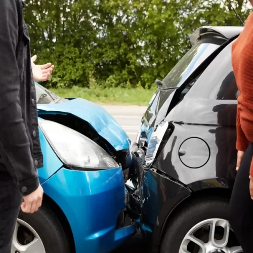 Ação Imediata: O Que Fazer em Caso de Acidente de Carro nos Estados Unidos