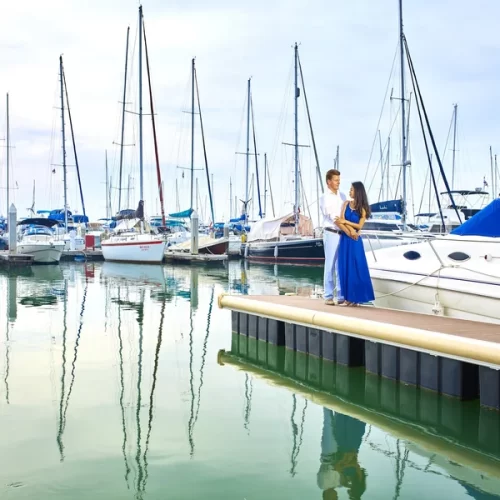 Descubra as melhores marinas dos EUA, o refúgio perfeito para amantes do mar. Desfrute de uma experiência inesquecível ao longo da costa!